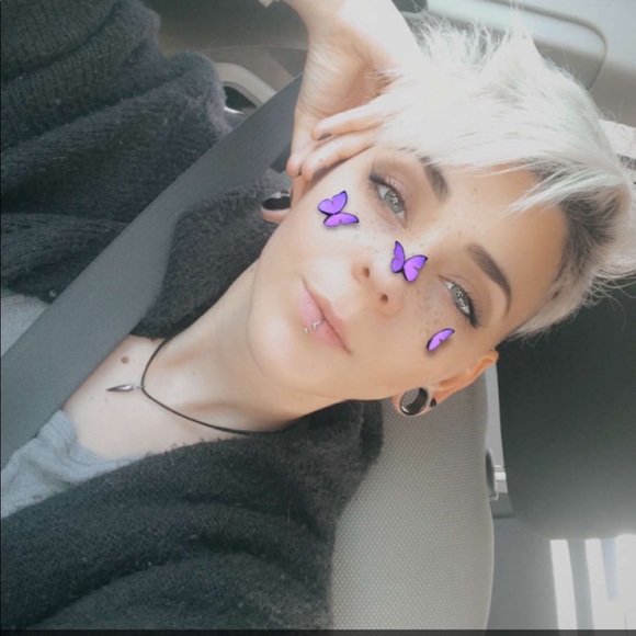 Meet your Posher, Katrina - Picture 3 of 8